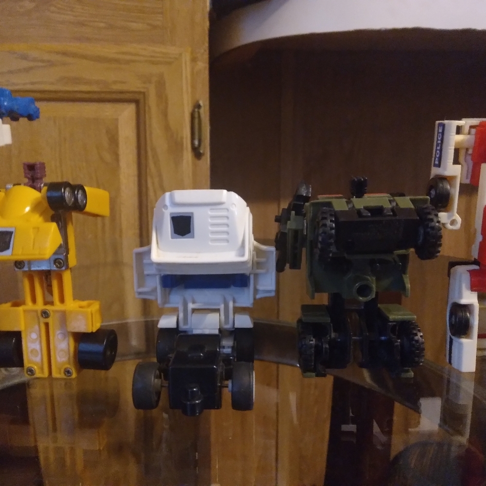 Transfomers - Picture 8 of 15